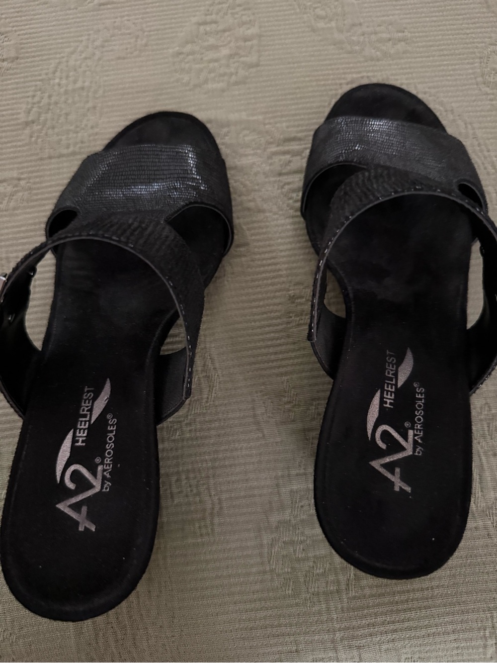 A2 By Aerosoles Black Textured Slide Mules - Picture 1 of 5